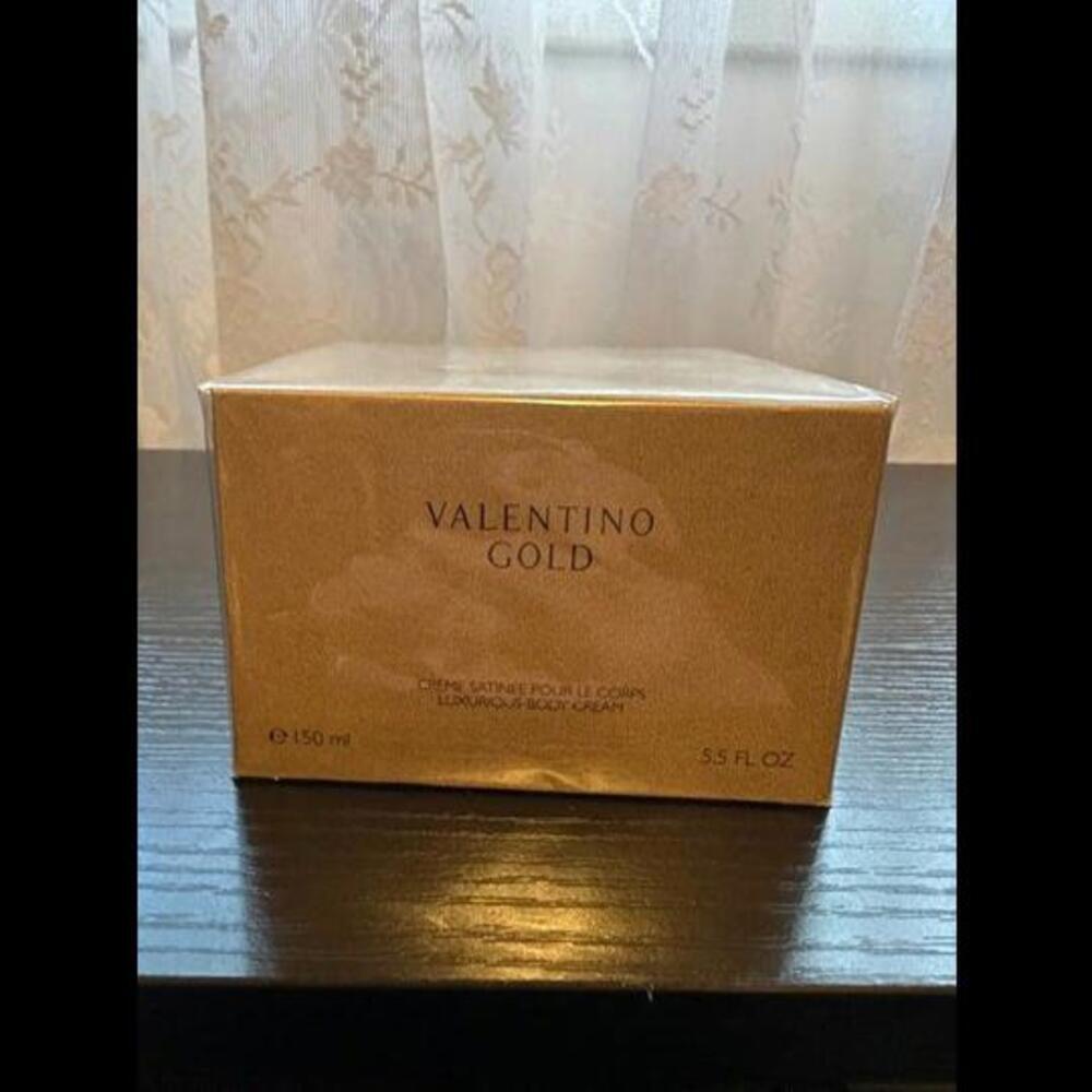 Valentino Gold Luxurious Body Cream, 150 ml 5.5 FL oz - New and Sealed